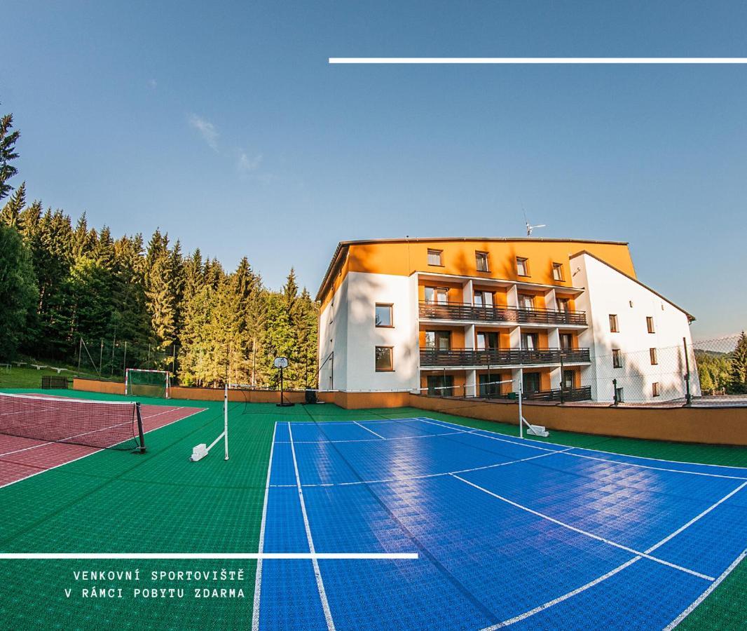 Hotel Kamzik *** Malá Morávka Eksteriør billede
